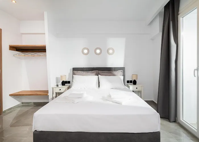 Appart hôtel Eleana 3*