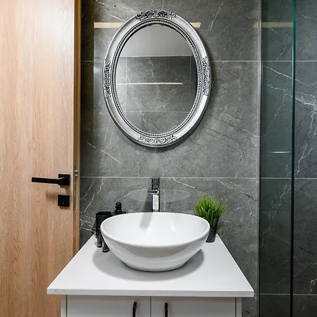 Eleana Hotel apartamentowy 3*